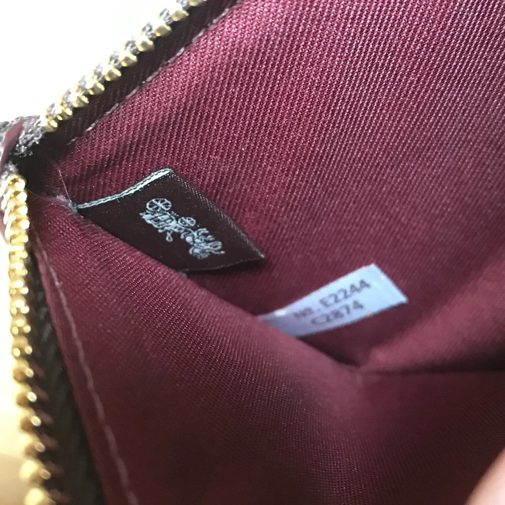 Coach wallet🎈🎈 - Picture 7 of 8